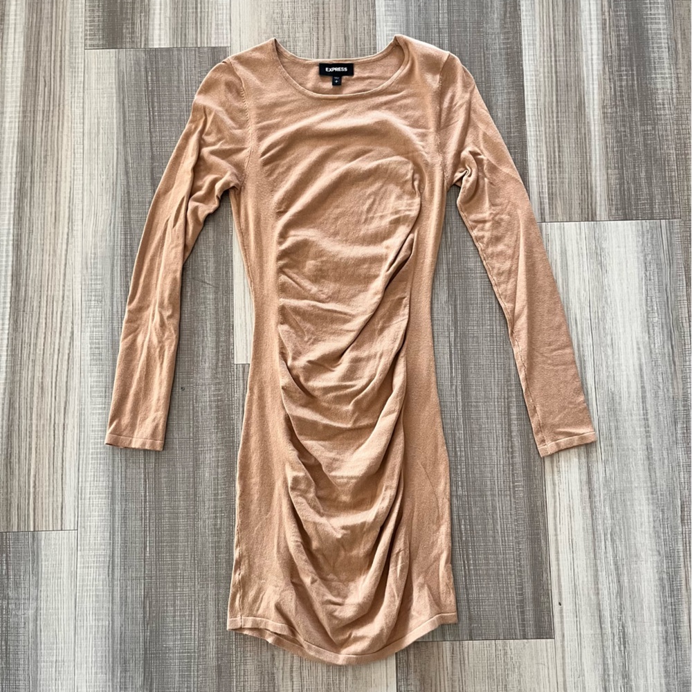 Express - Midi Ruched Dress